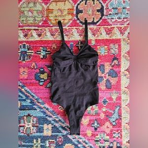 Skims Seamless Sculpt Thong Bodysuit